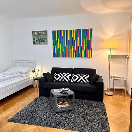 Mango Downtown * Zagreb